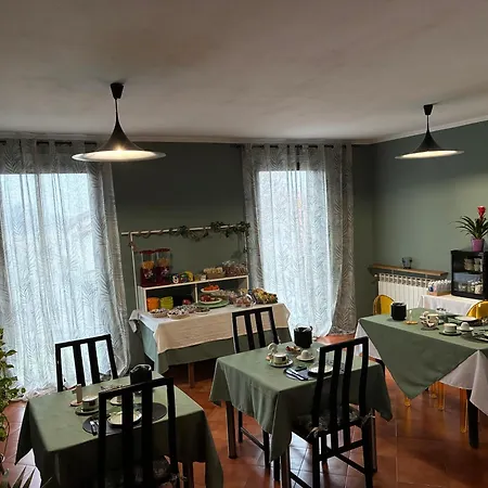 Lively Affittacamere 3*